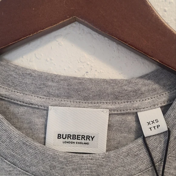 ORIGINAL BURBURRY T-SHIRT size XX SMALL - Picture 3 of 6